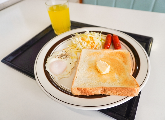 起床・朝食