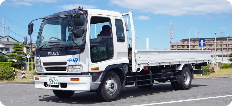 中型自動車
